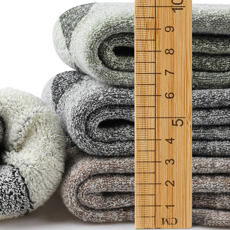 Mens Winter Fleece-Lined Thermal Mid-Crew Socks For Outdoor Sports And Hiking photo 2
