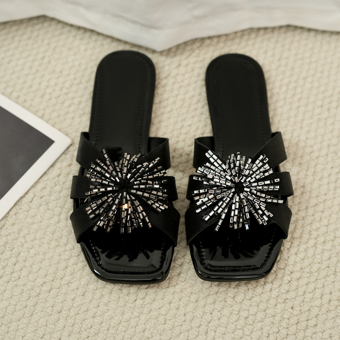 Rhinestone Firework Versatile Flat-soled Outdoor Slide Sandals photo 3