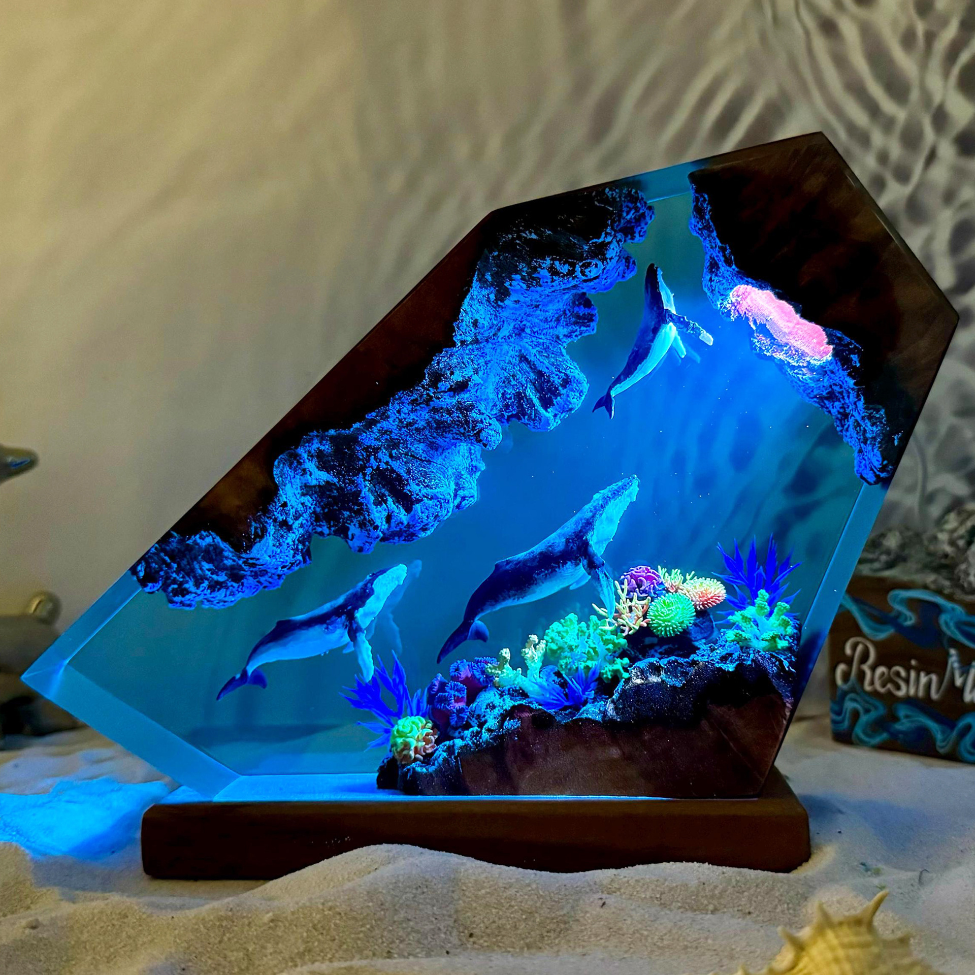 Humpback Whale Resin Wood Lamp Epoxy Resin photo 2
