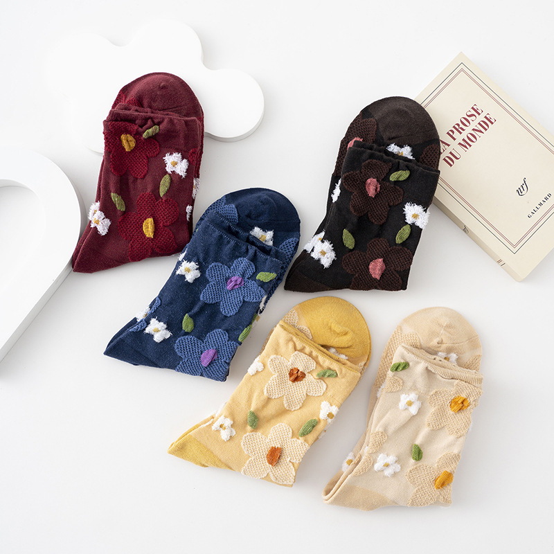 Retro Floral Mid-calf Womens Socks photo 5