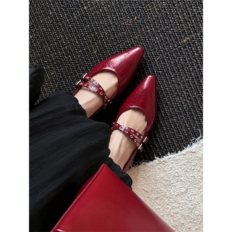 Women's Pointed-toe Wedge Leather Shoes With Studs photo 6