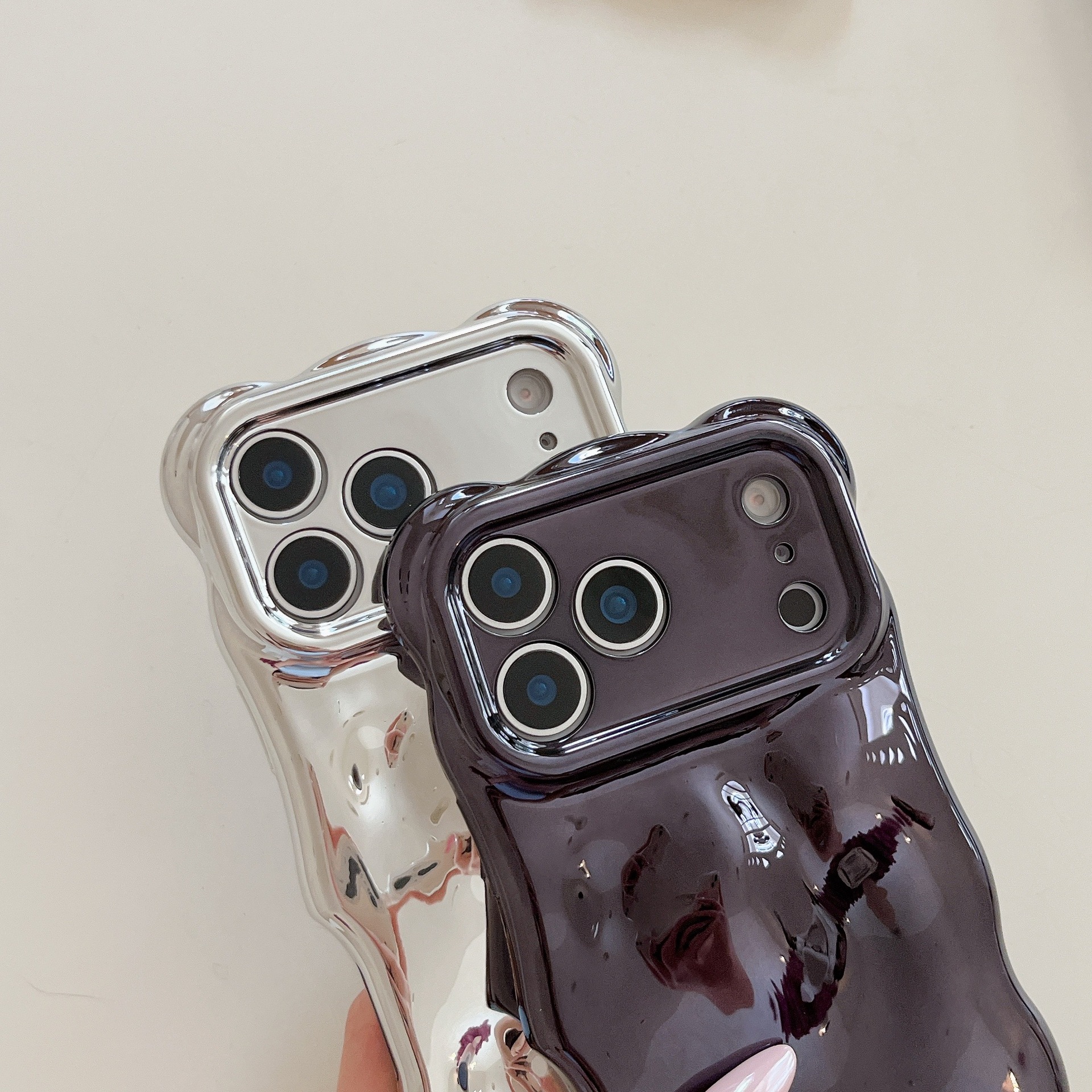 Personalized Electroplated Wave Phone Case photo 5