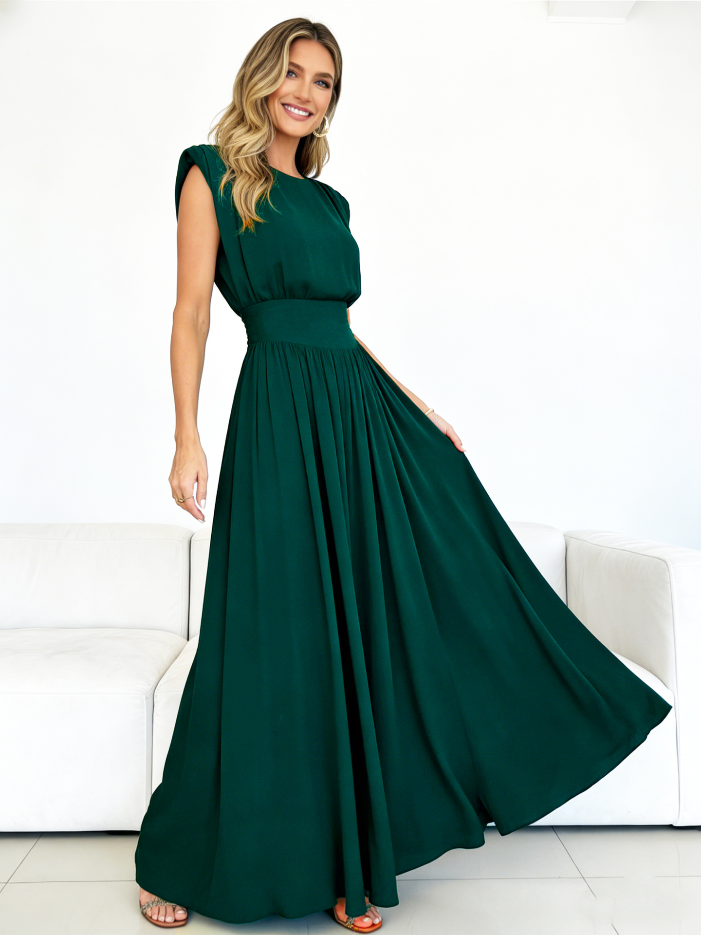 Fashionable Womens Sleeveless Waist-cinching Dress photo 4