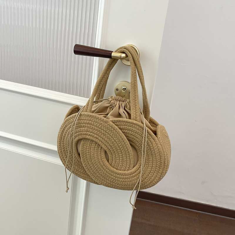 Seaside Vacation-style Straw Woven Womens Shoulder And Crossbody Bag photo 8