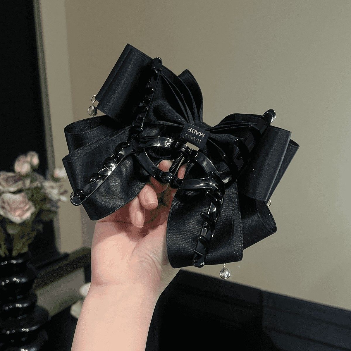 Multi-layer Butterfly Hair Clips With A Sparkling Bow photo 6