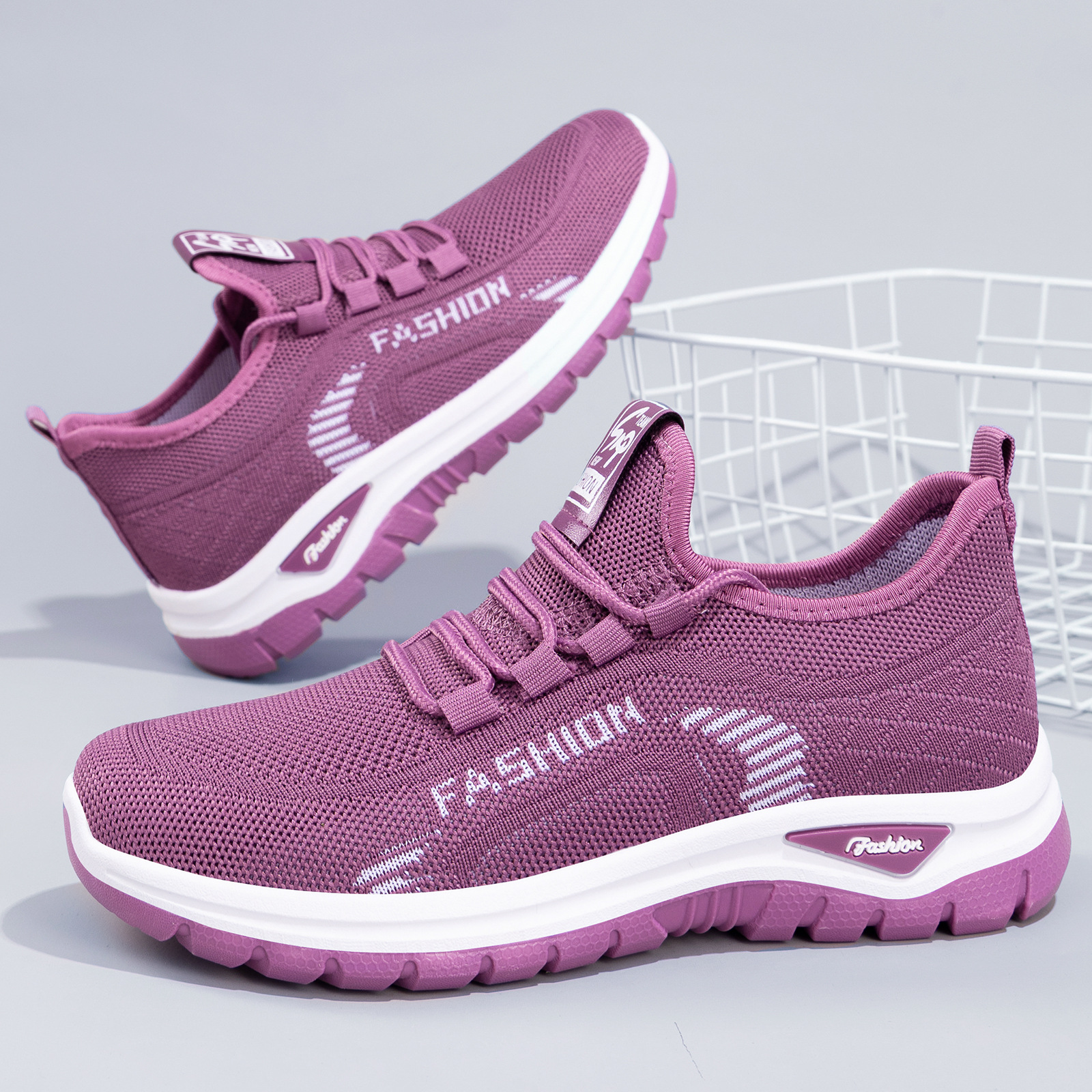 Lightweight Soft Soled Comfortable Non Slip Casual Athletic Shoes photo 1