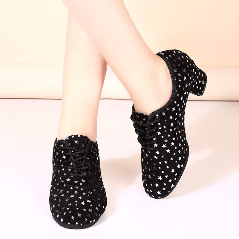 Outdoor Latin Dance Shoes With A Fabric Upper Star Design And Rubber Sole photo 2