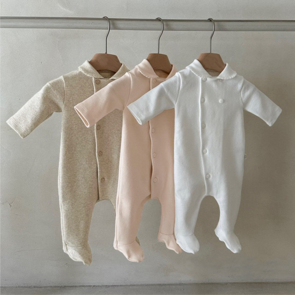 Newborn Clothes Peter Pan Collar Open Chest Jumpsuit photo 2
