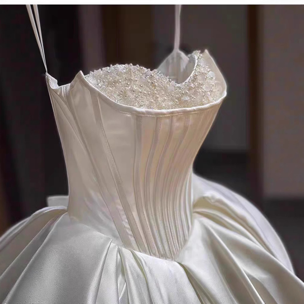 Elegant Temperament High Waisted Women's Satin Main Wedding Dress photo 3
