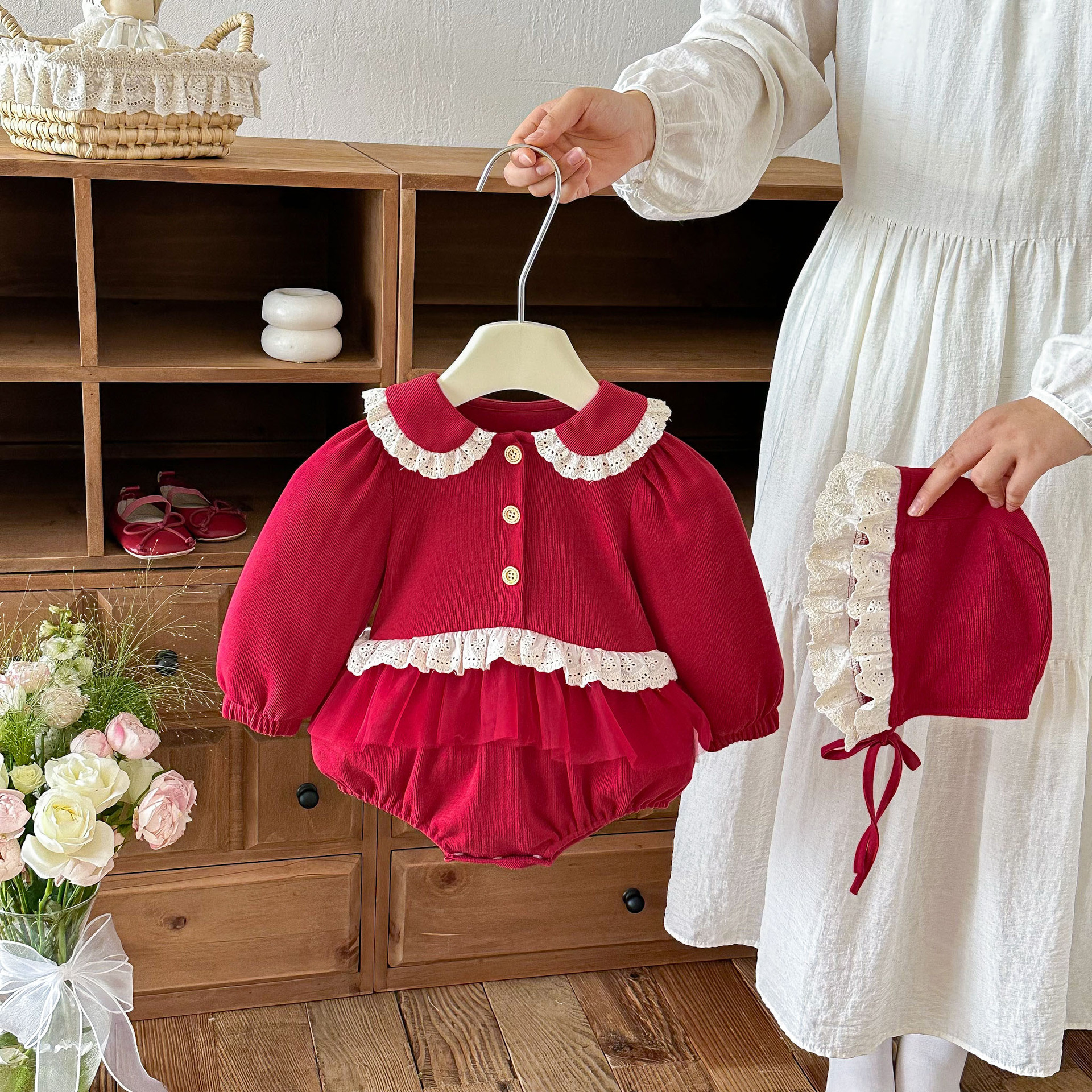 Spring And Autumn Long-Sleeved Baby Onesie photo 5