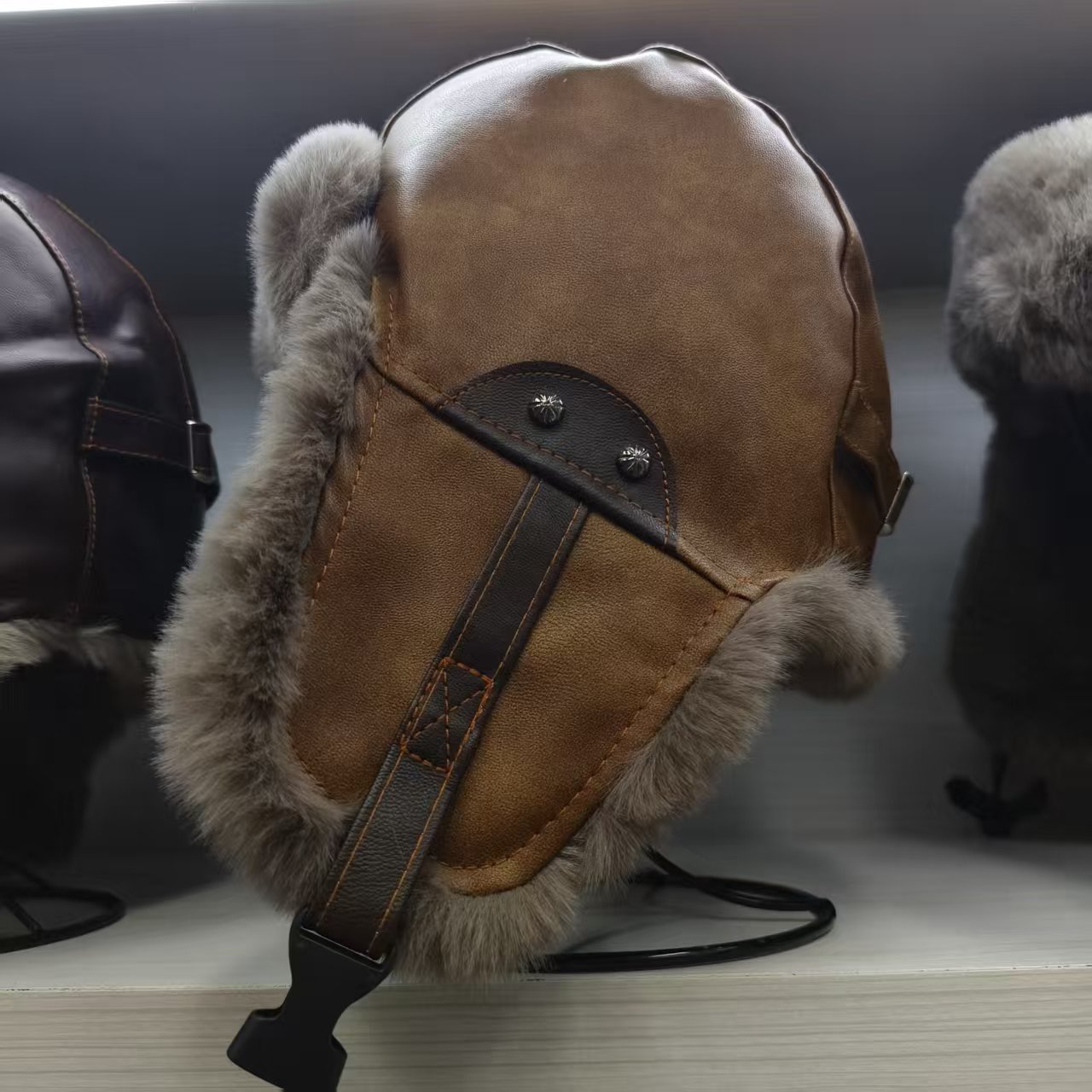 Motorcycle-style PU Leather Winter Thickened Cold-proof Earflap Retro Lei Feng Cap For Men photo 2