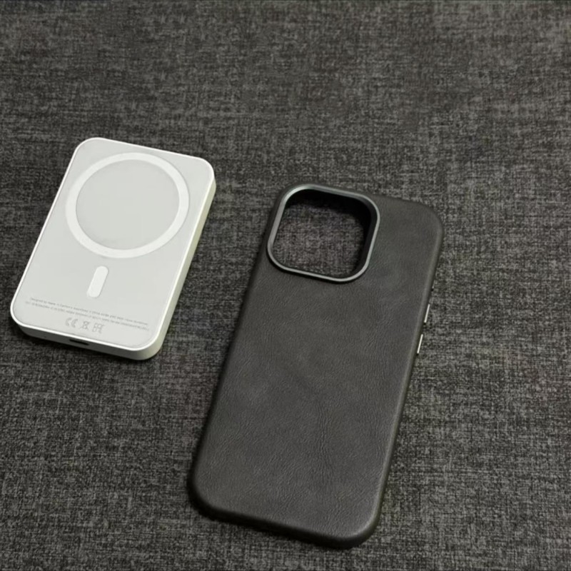 Magnetic Drop proof Protective Case For The 18 Pro Max photo 3