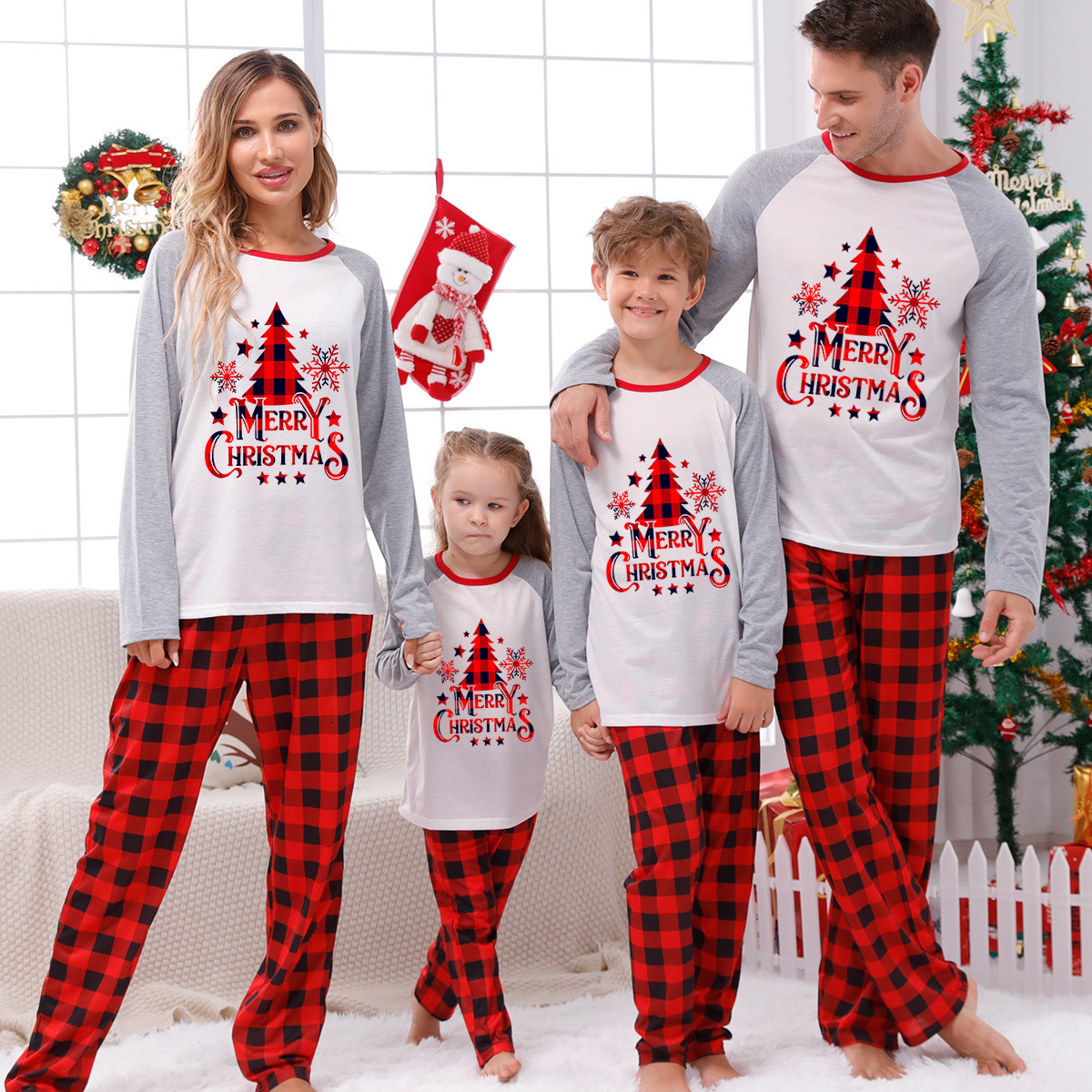 European And American Parent-child Homewear Clothes Christmas Homewear Parent-child Suit photo 1
