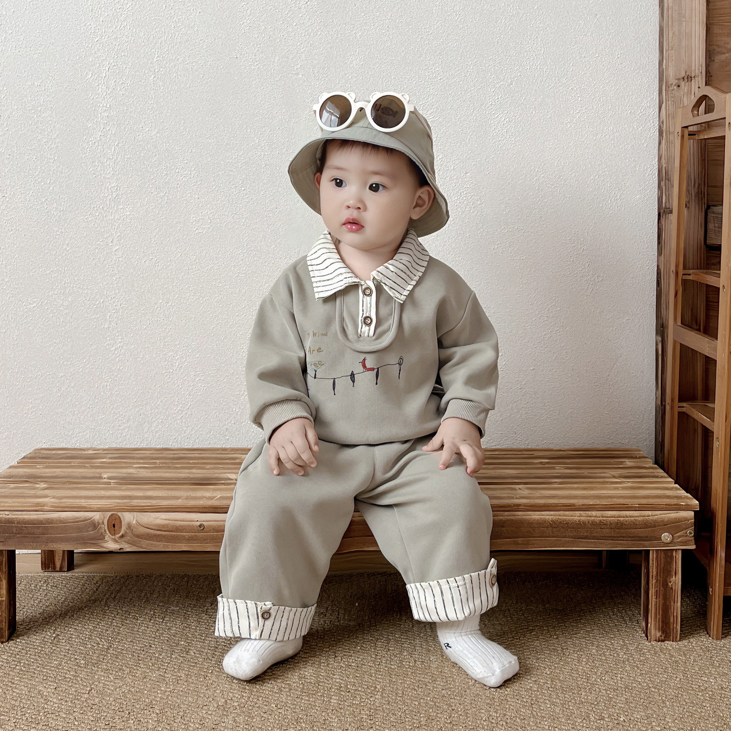 Autumn Clothing Set For Toddlers Top And Pants photo 2