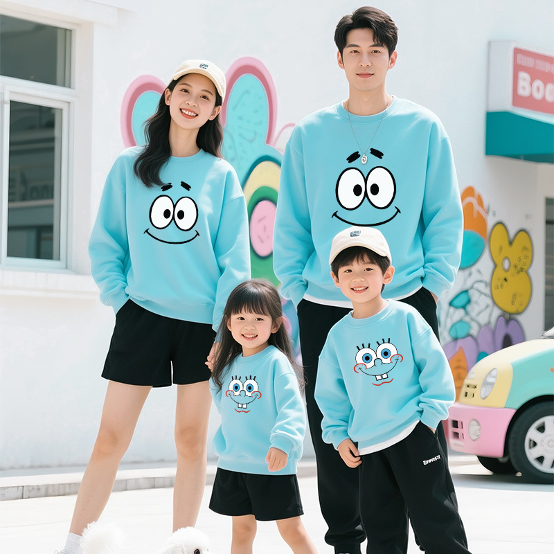 Parent-Child Matching Sweatsuits New FallWinter Styles For Families Of Three Or Four Casual And Loose-Fitting photo 5