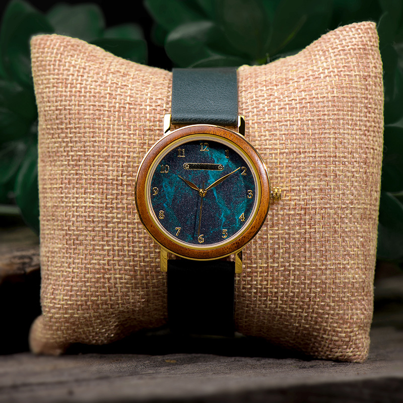 Mens And Womens Minimalist Wooden Watches photo 6