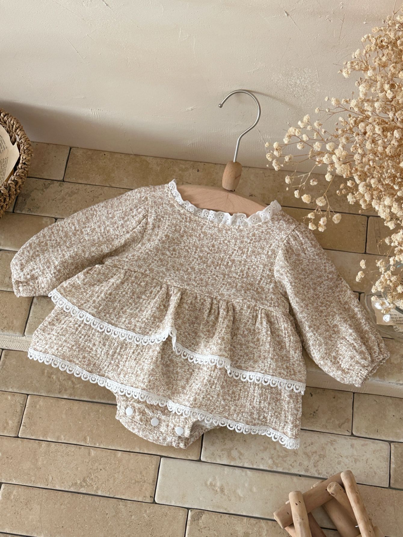 Korean-style Childrens Long-sleeved Printed Onesie photo 2