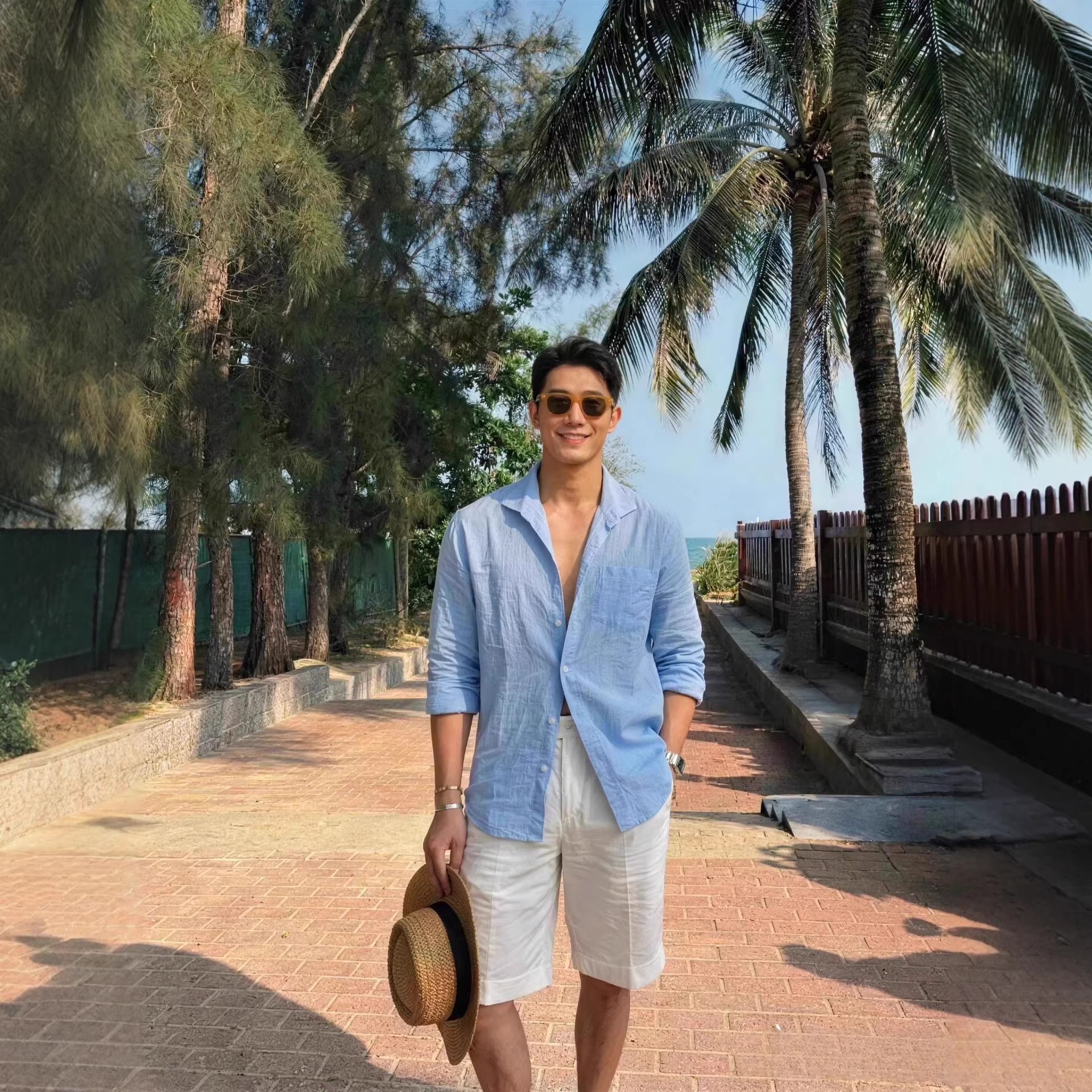 Men's Loose-fit Casual Versatile Long-sleeve Shirt photo 4