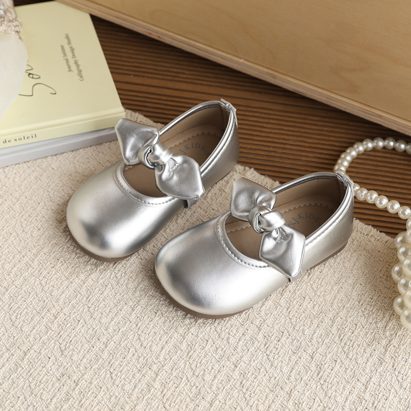 Cute Bow-knot Princess Shoes Soft-soled Performance Shoes photo 7