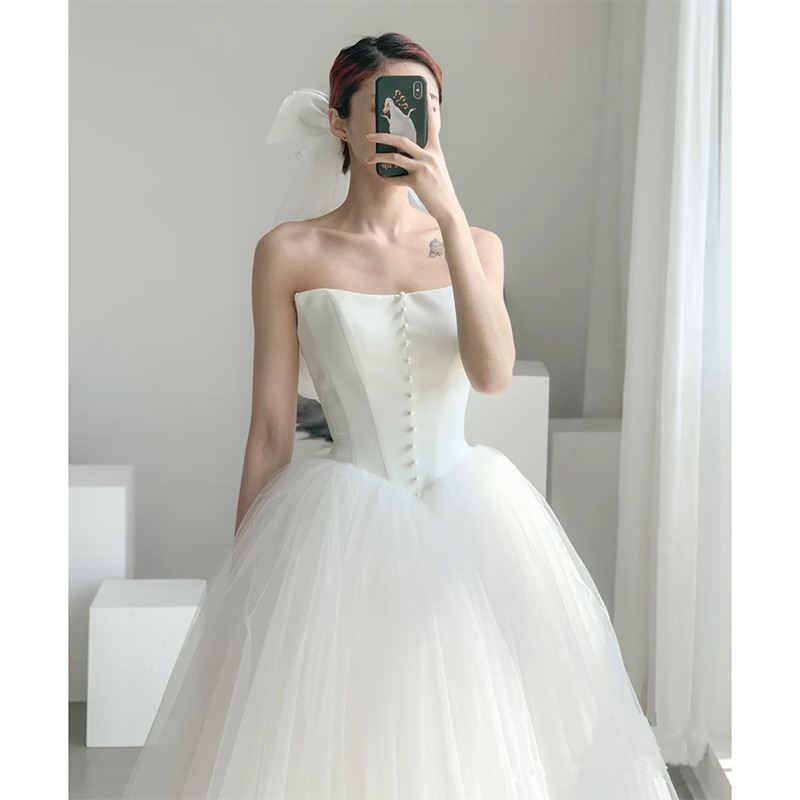 French-style Off-shoulder Light Wedding Dress Midi Length photo 5