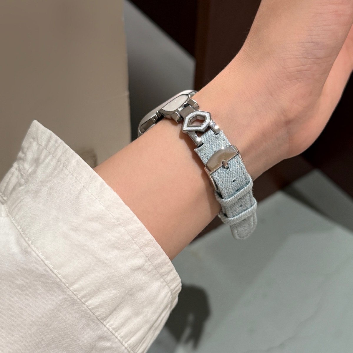 Fashionable Irregular Epoxy Denim Watch Strap photo 2