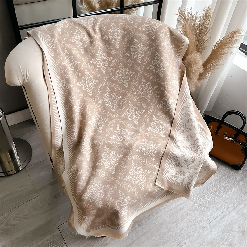 Thickened Cashmere-look Jacquard Scarf, Vintage Floral Pattern, Long Style For Women photo 6