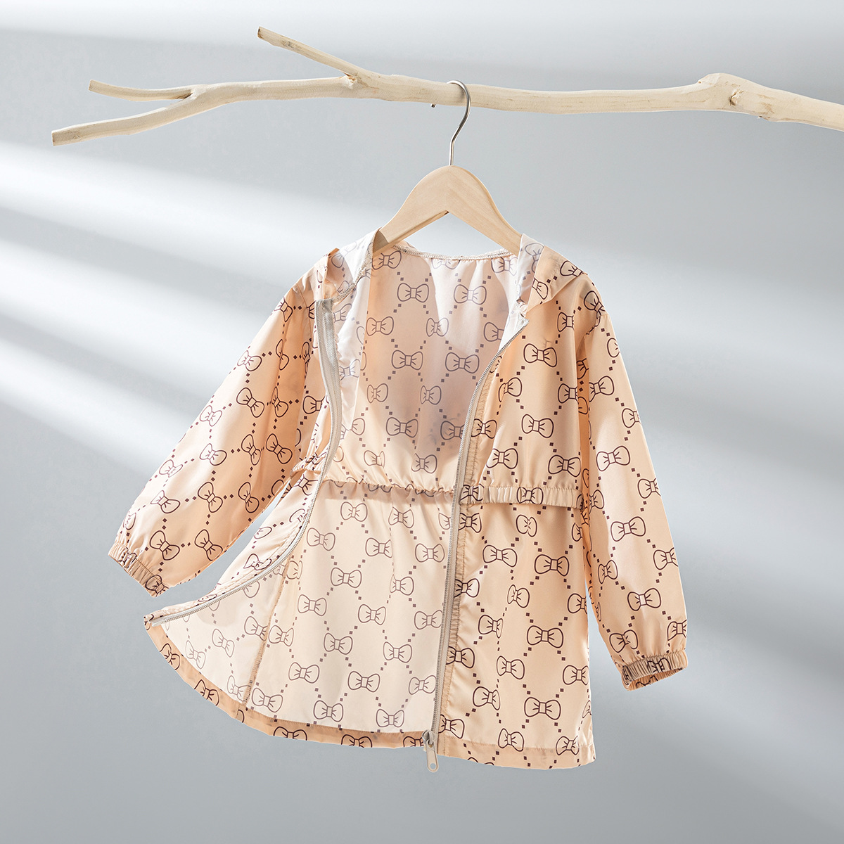 Stylish Western-style Hooded Top For Babies In Spring photo 4