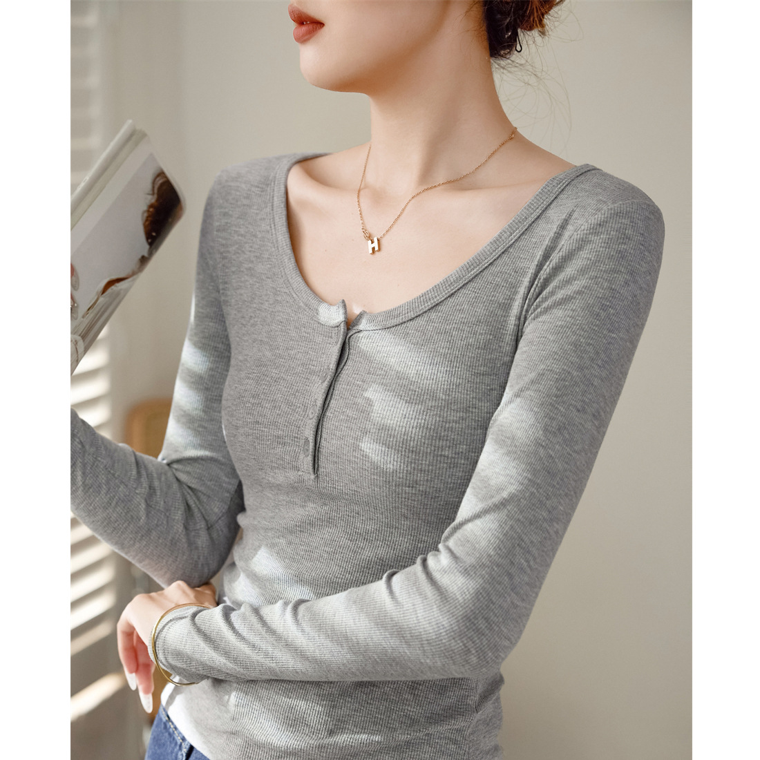 Autumnwinter Pure And Alluring Long-sleeve Slim-fit Bottoming Shirt photo 7