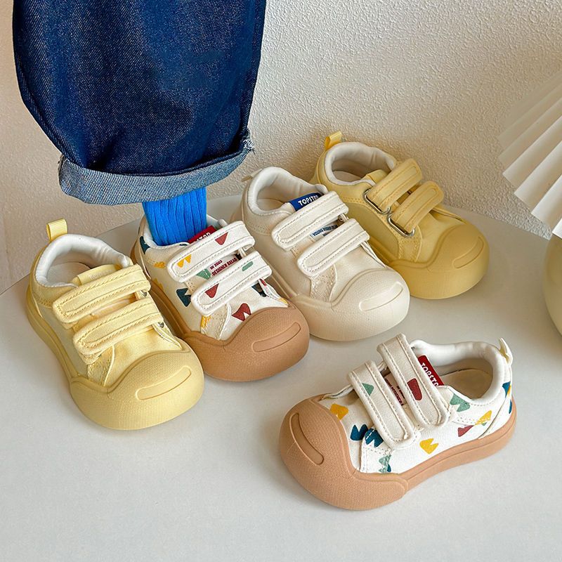 Kids Soft-soled Versatile Canvas Shoes For Babies photo 1