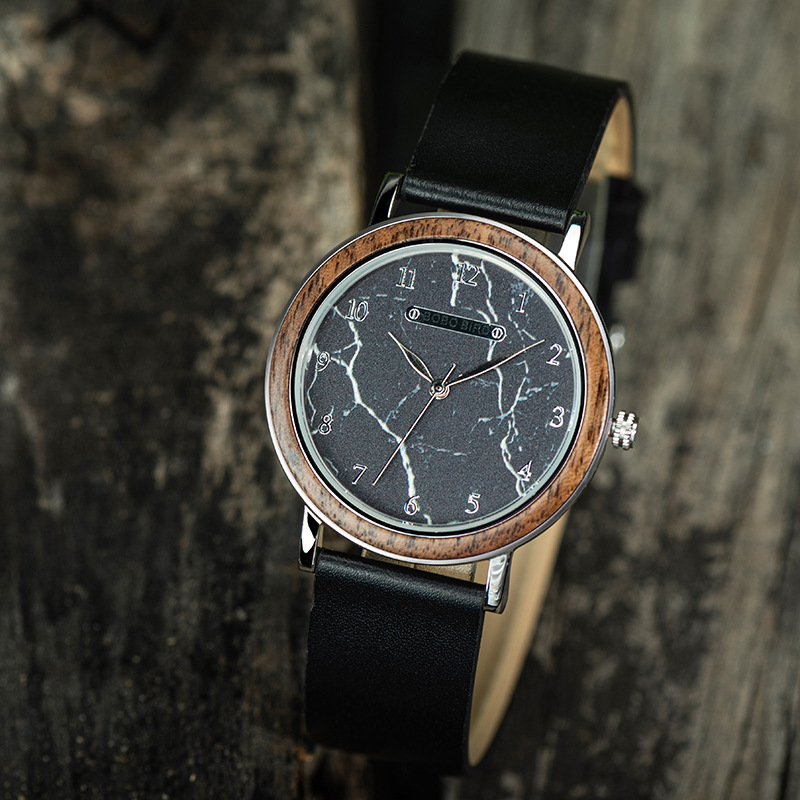 Mens And Womens Minimalist Wooden Watches photo 1