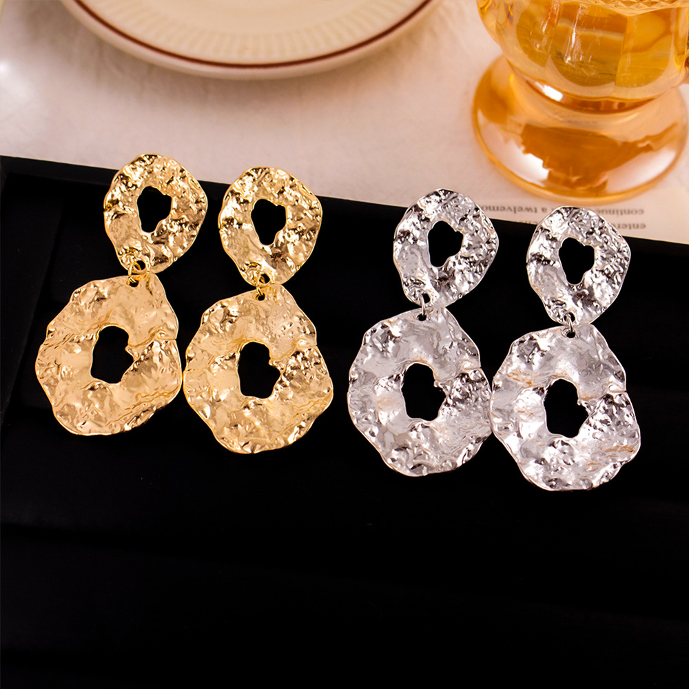 European And American Exaggerated Long Hollow Geometric Earrings photo 3