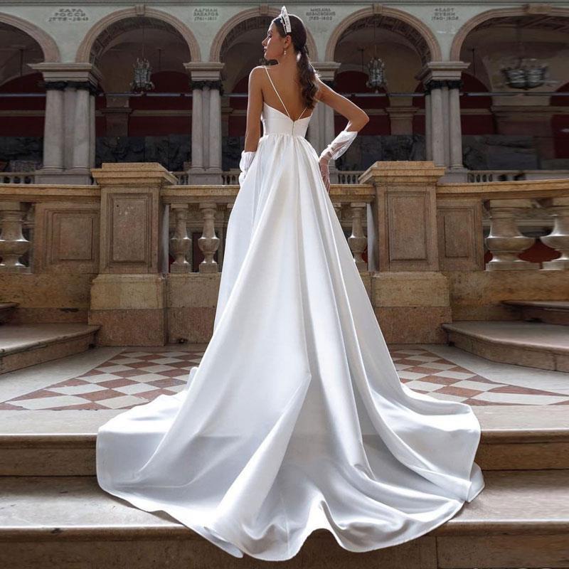 European And American-style Deep V-neck Strap Satin Light Wedding Dress photo 3