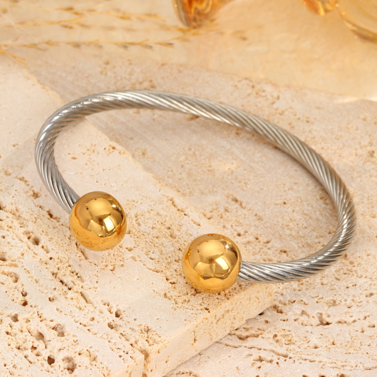 Twisted Steel Wire Bracelet For Men And Women photo 3