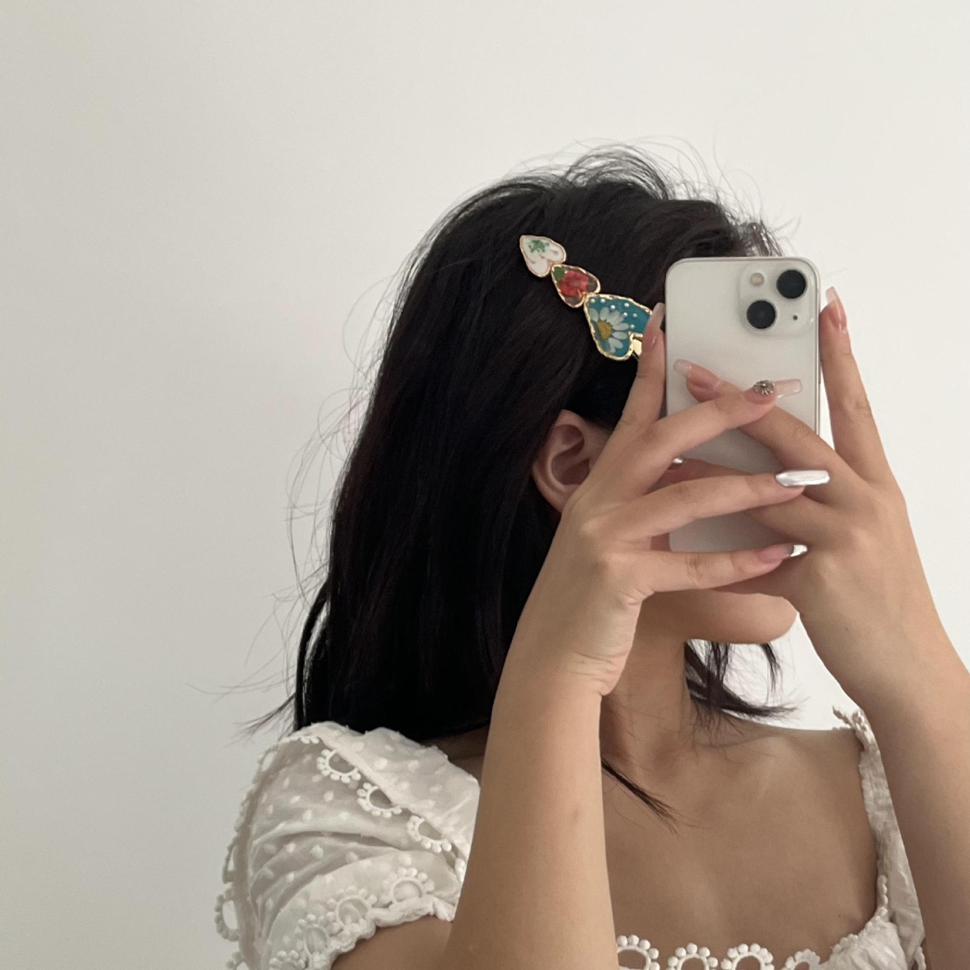 Retro Eternal Flower Heart Pearl Hair Clip photo 3