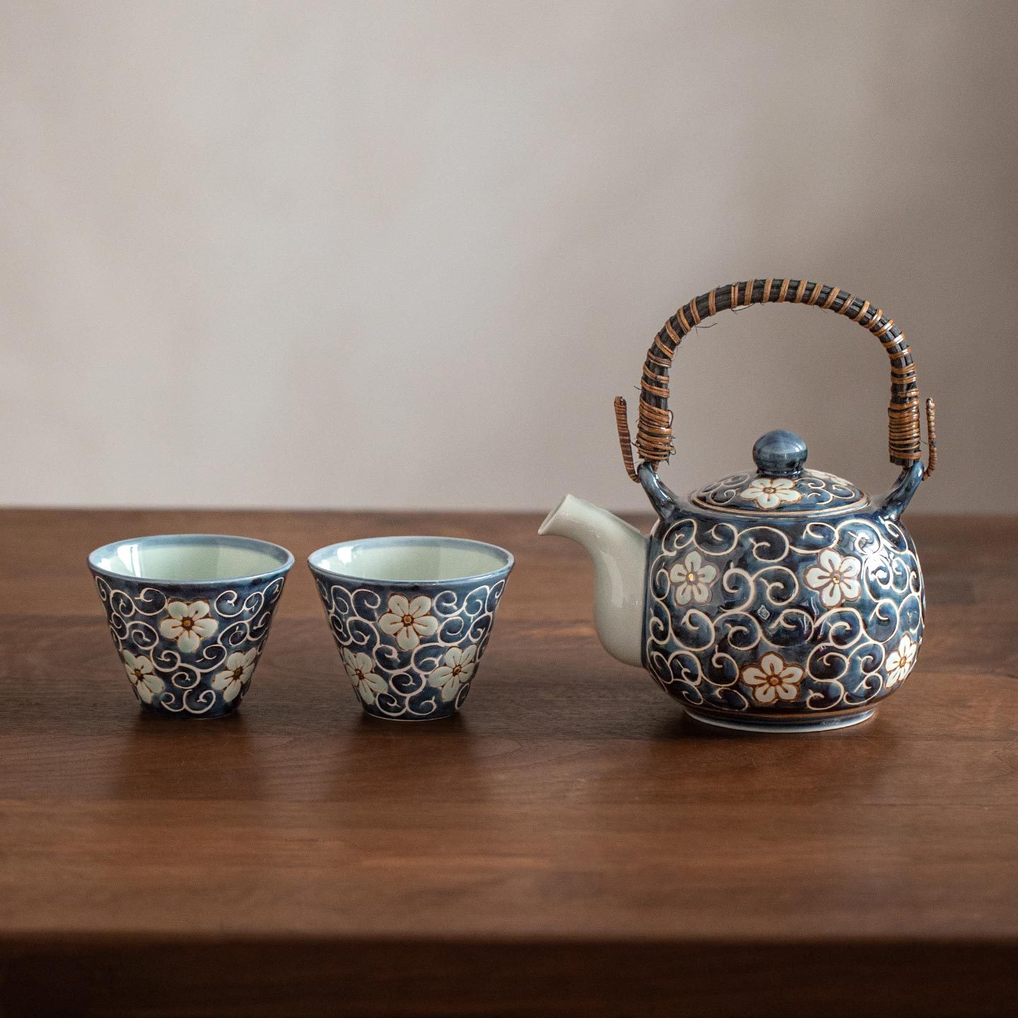 Side-handle Teapot And Ceramic Teacup Set photo 6