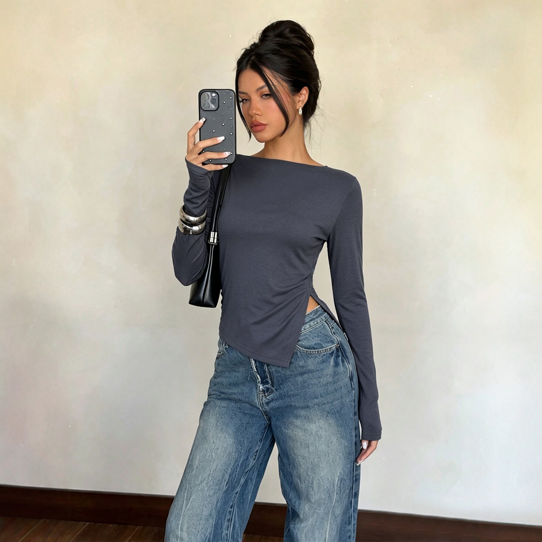 Backless Design Waist-cinching For A Slimming Effect Asymmetrical Hem With A Slit photo 6