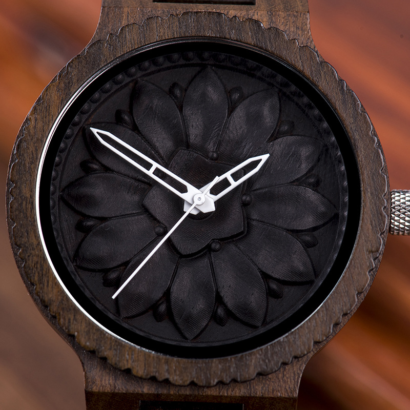 Wooden Watch Personalized And Fashionable Mens Style photo 5