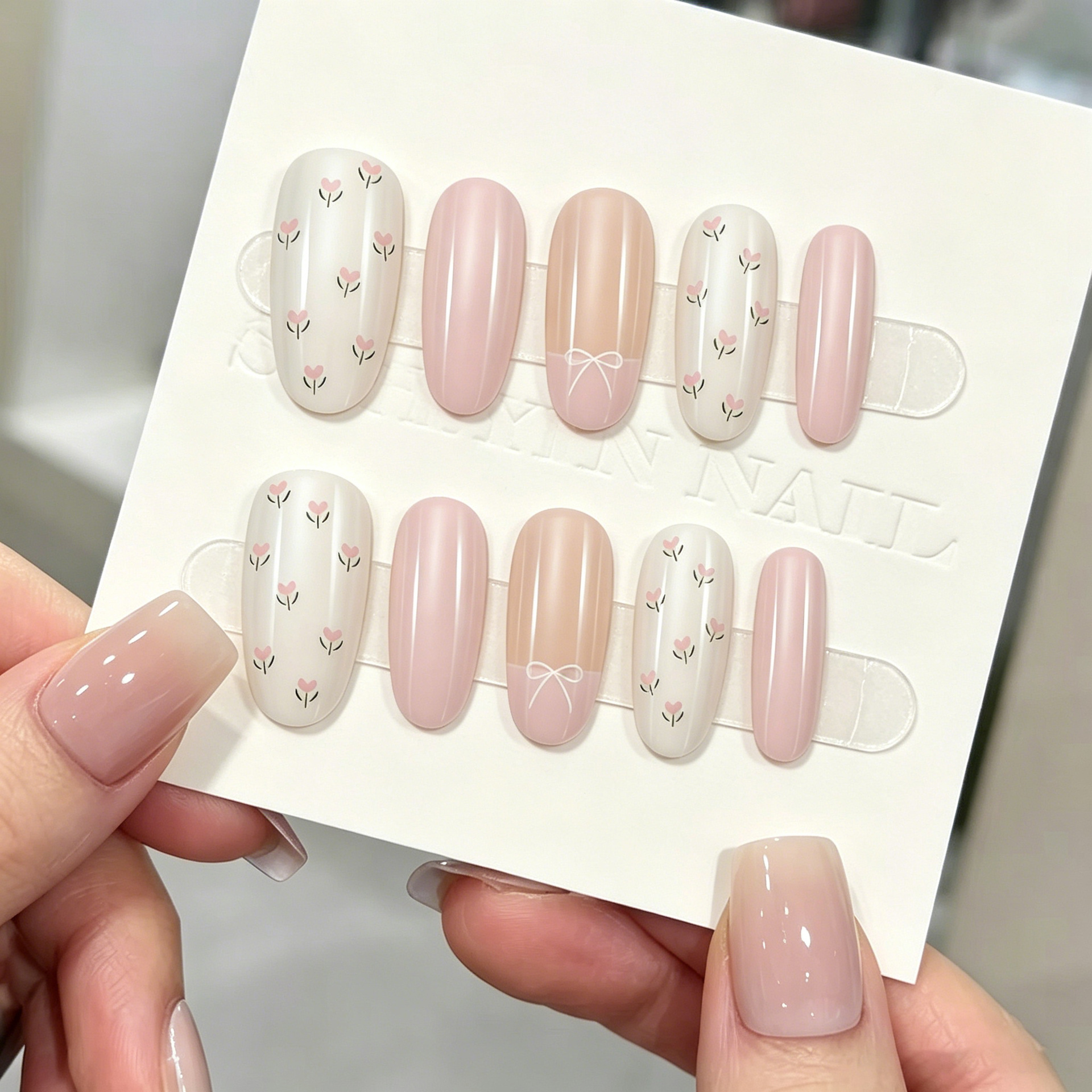 Wearable Patch Handmade Nail Tips photo 1