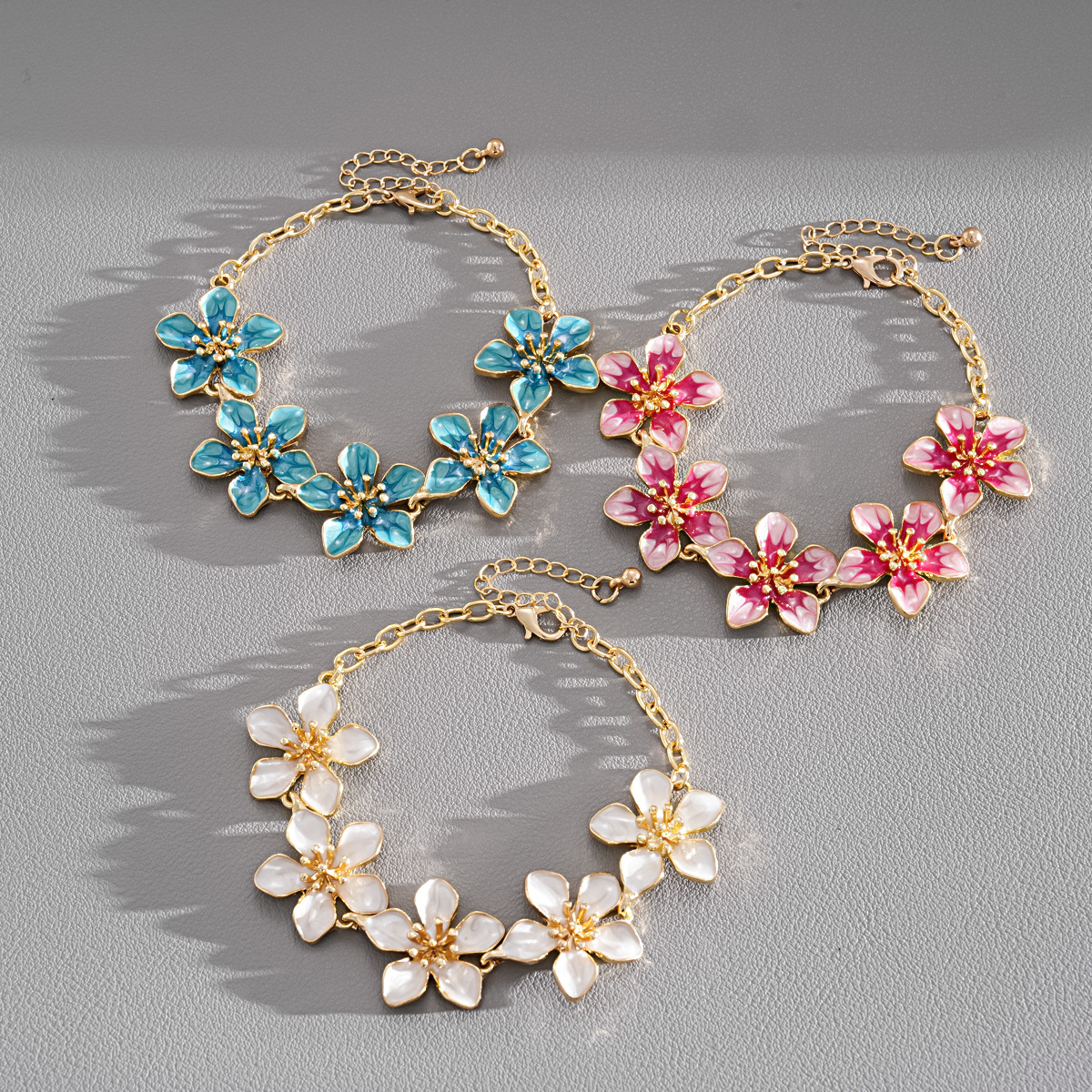 Metal Drip-oil Flower Mosaic Bracelet For Women photo 6