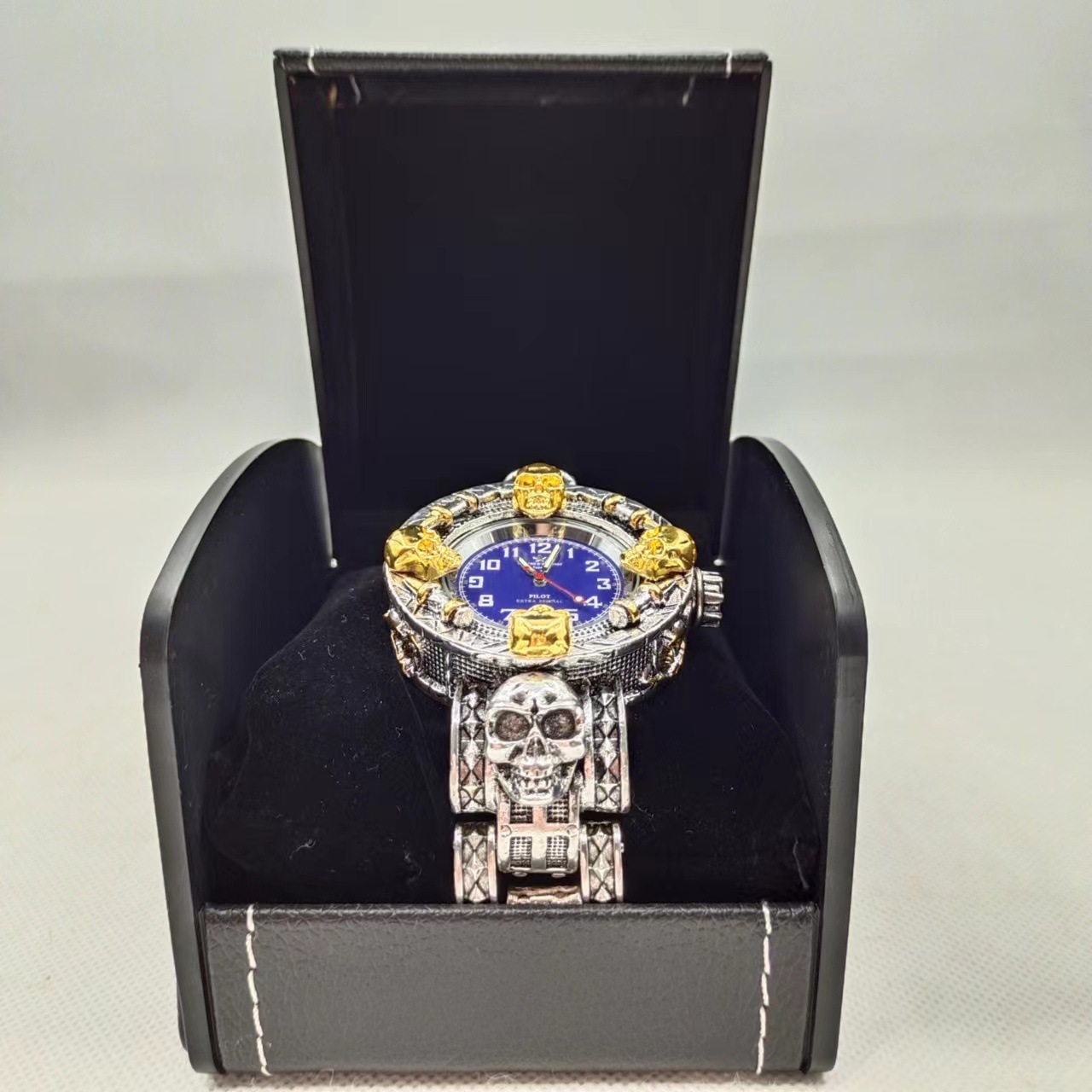Alloy Craft Ornament Electronic Watch photo 4