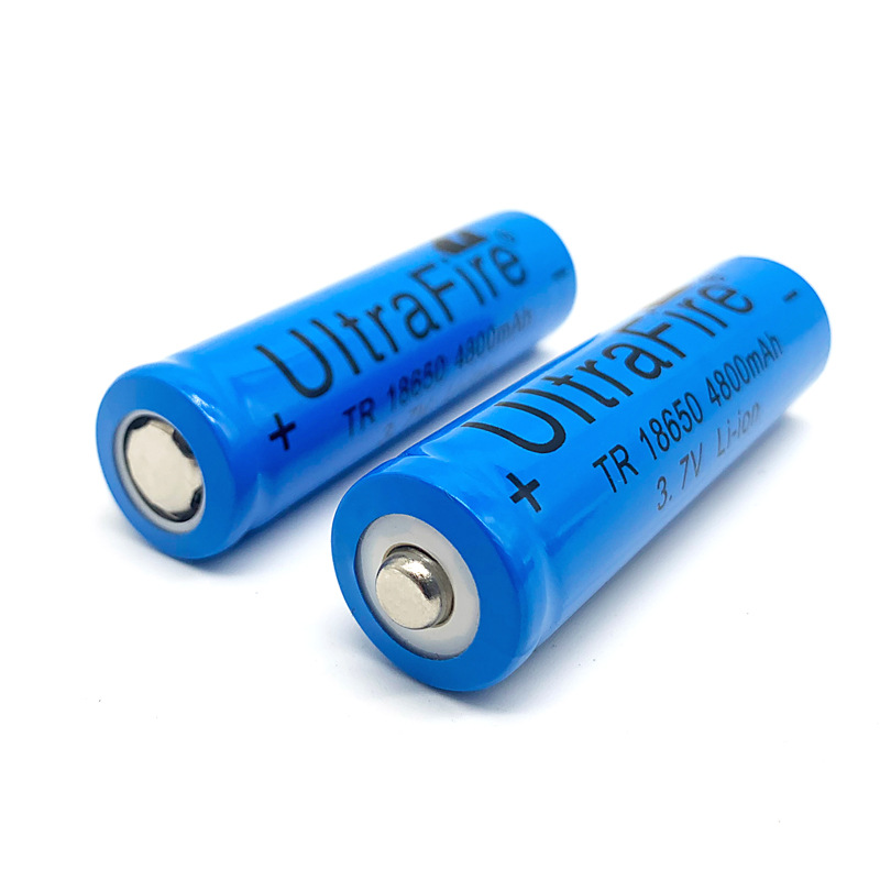 High-capacity Durable UltraFire Battery photo 4