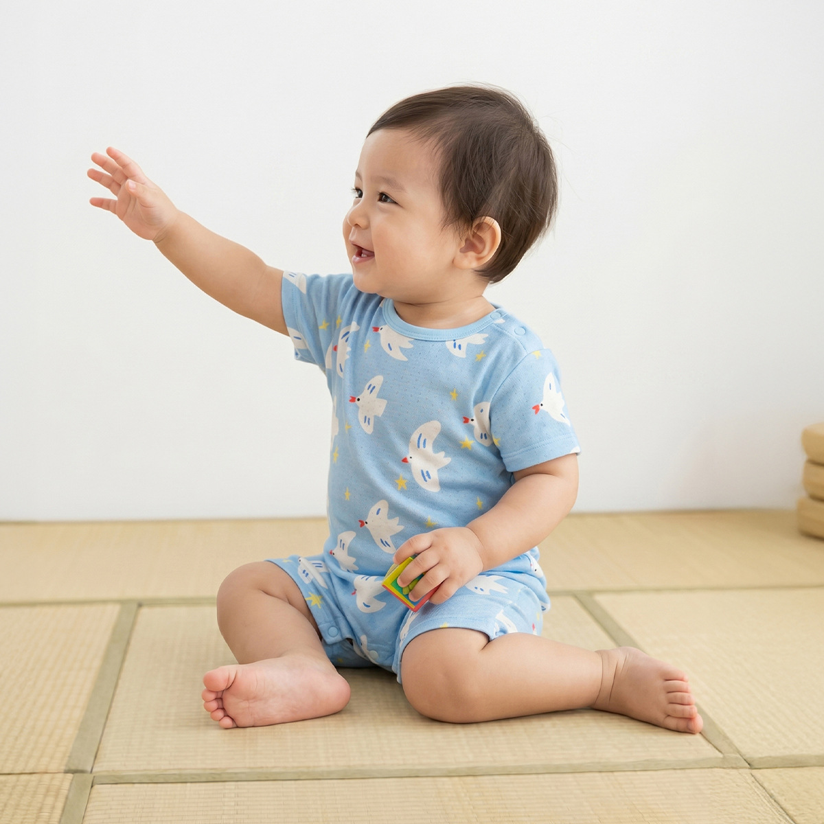 Baby Mesh Breathable Thin Short-sleeve Onesie photo 5