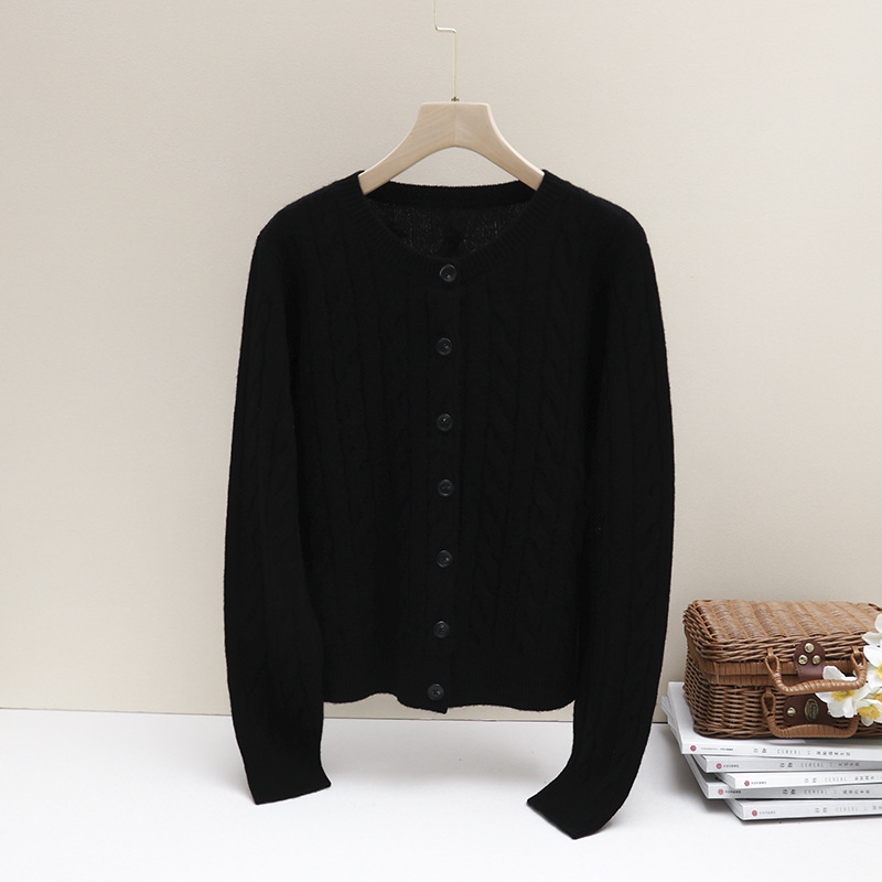 Women's Elegant Long-sleeve Top Made Of Pure Wool photo 3