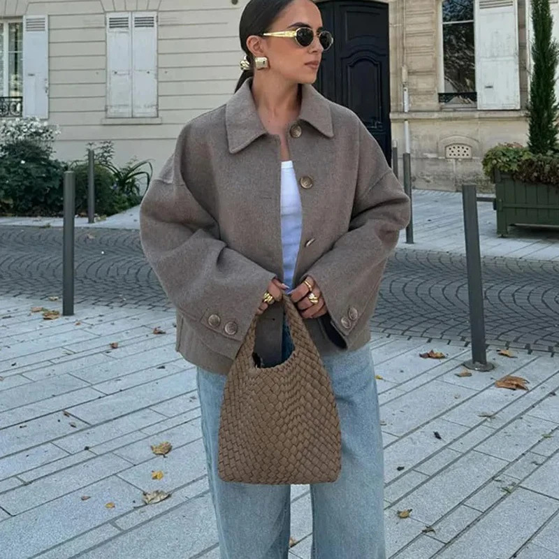 Women's Short Notched-collar Wool Coat photo 2