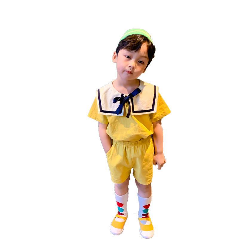 Boys' Korean-style Preppy Top And Shorts Set photo 4