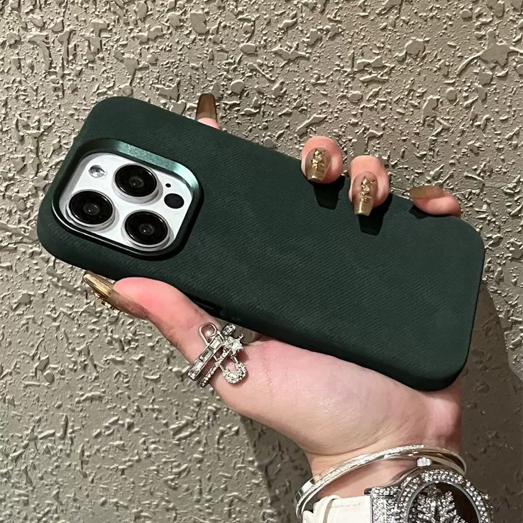 Magnetic Leather Drop-resistant Flannel Phone Case photo 4