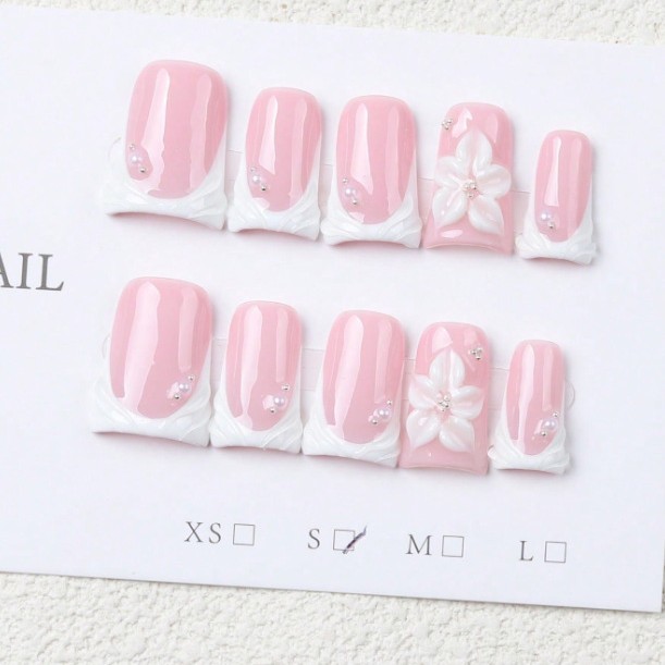Sweet French-style Womens Wearable Nails photo 4