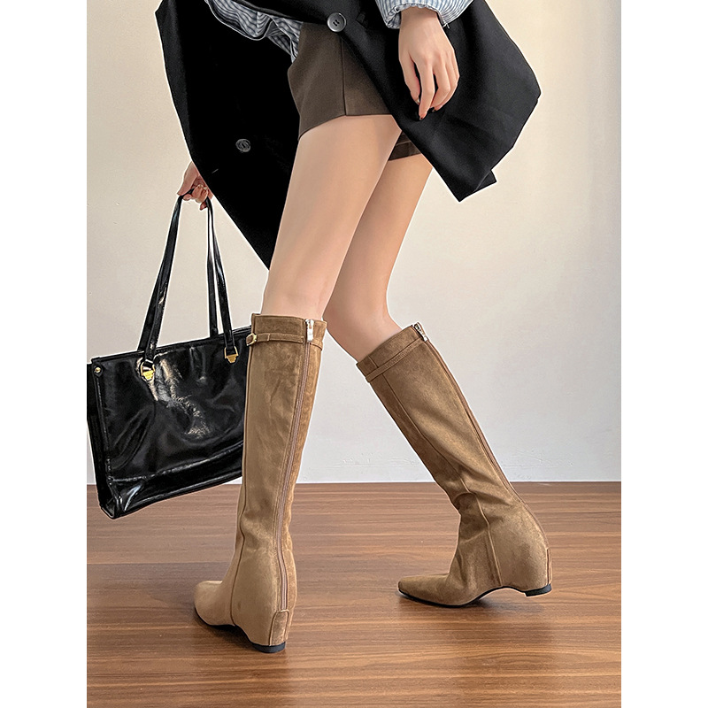 Womens Black High-top Boots With Buckles And A Hidden Heel photo 8
