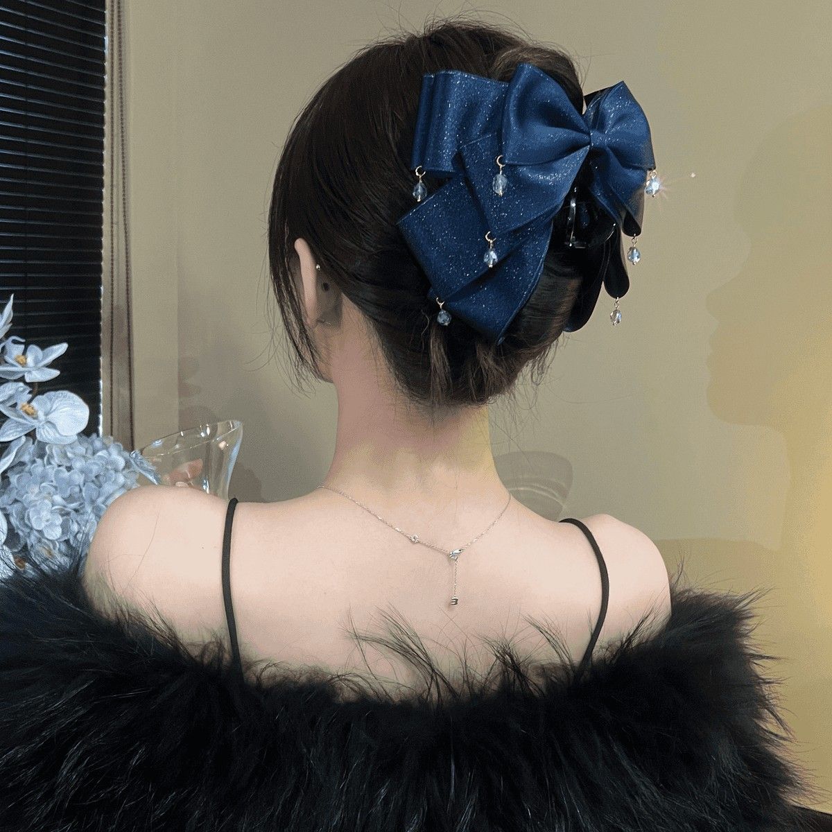 Multi-layer Butterfly Hair Clips With A Sparkling Bow photo 7
