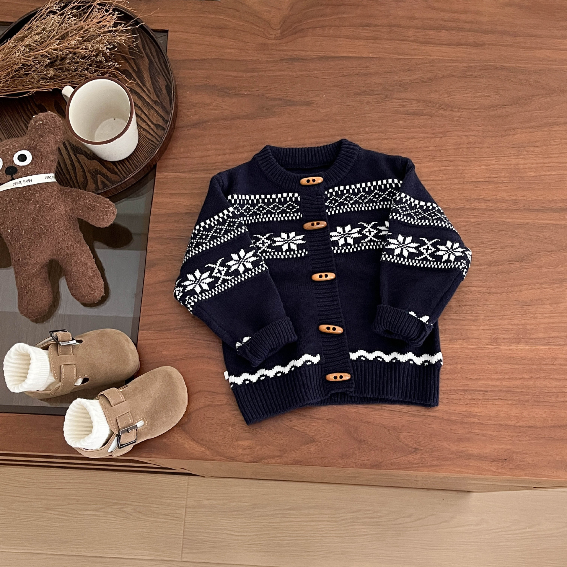 Retro Jacquard Knitted Cardigan For Baby Boys photo 2